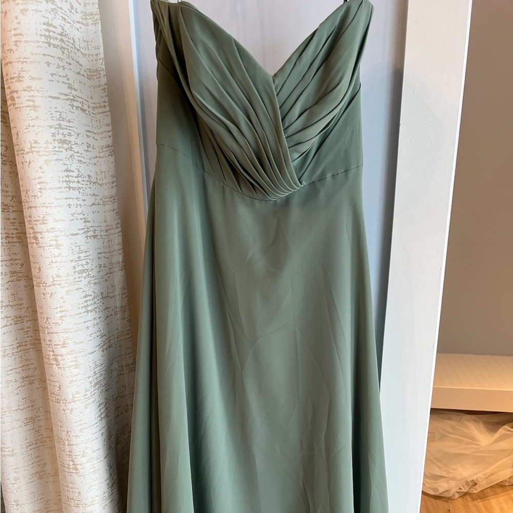 Strapless evergreen bridesmaid/prom dress